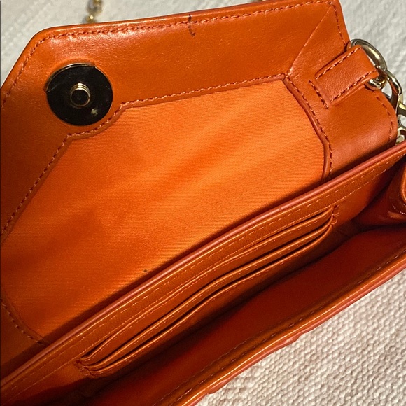 Tory Burch Orange Pink Envelope Clutch with Chain - Picture 4 of 6